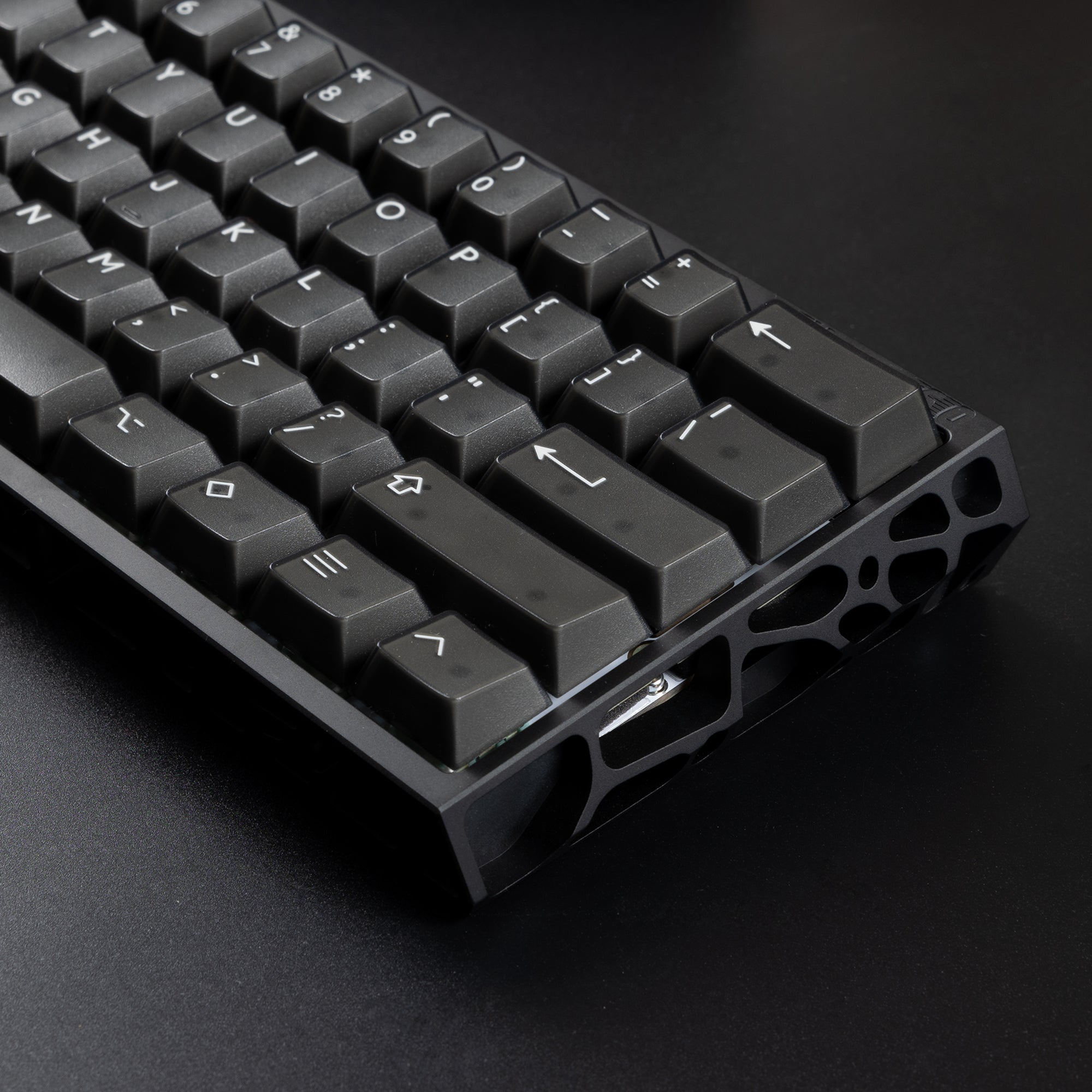 KBDfans x MM HE Gaming Keyboard Kit keyboard image