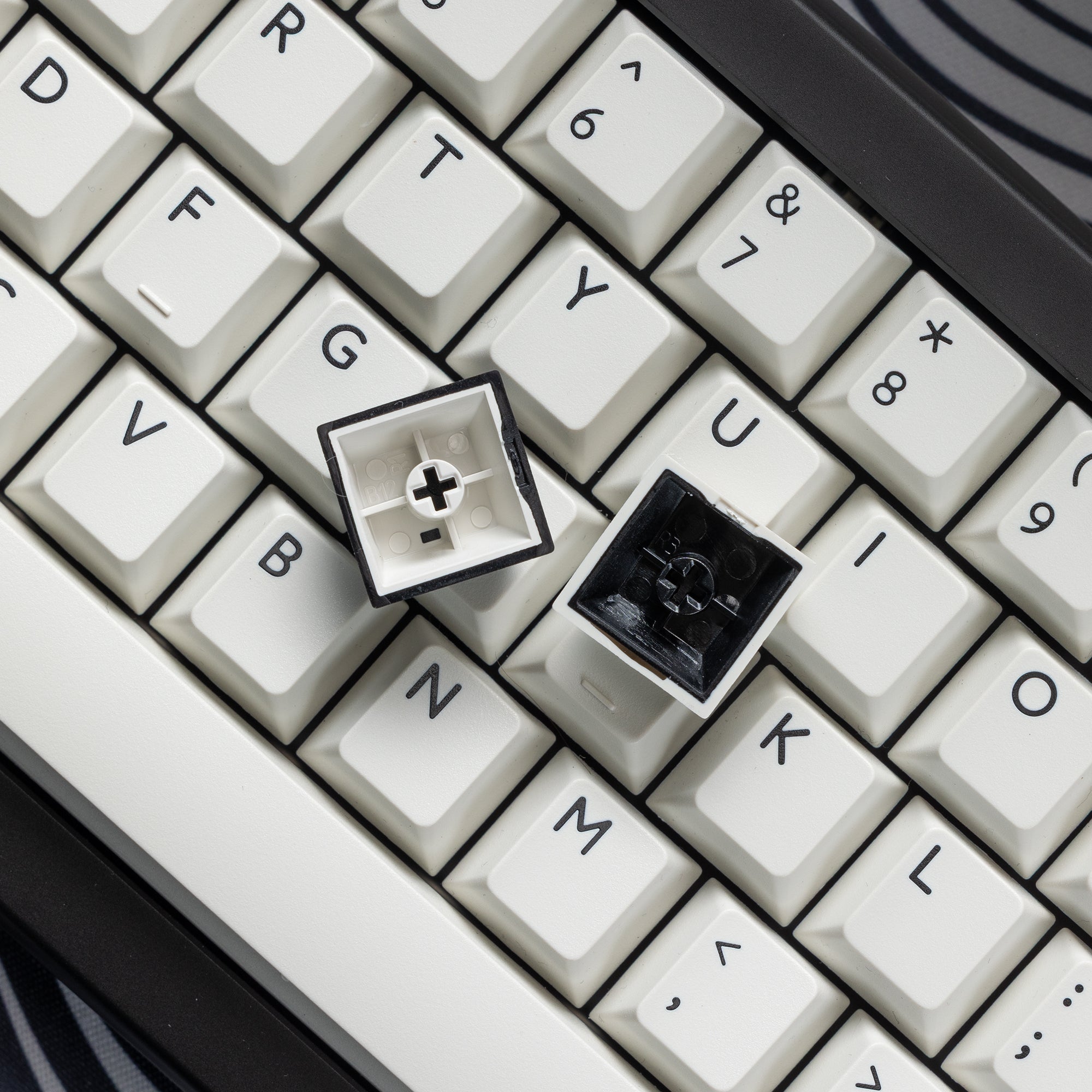 Agar wired hotswap version with PBTfans Orbit – KBDfans