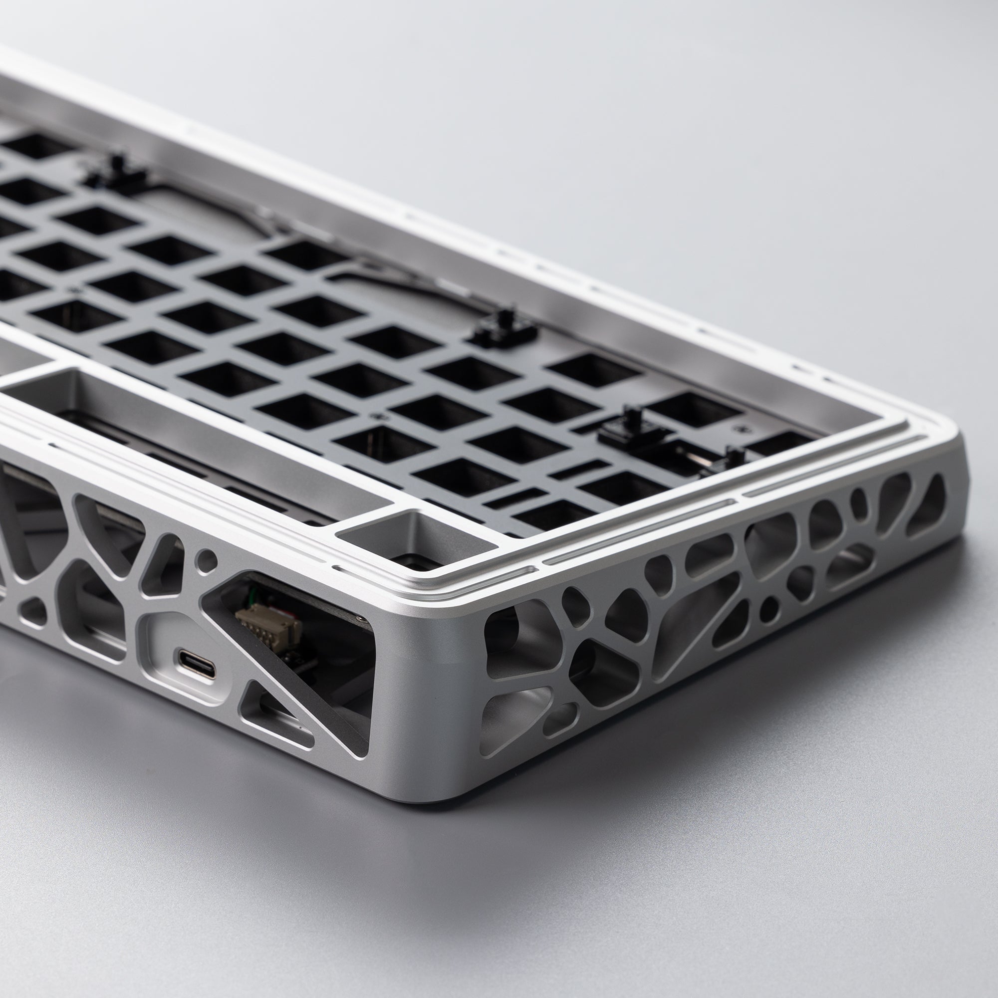 Ready To Use Holy80 Hotswap version with Lucy R2 keycaps – KBDfans