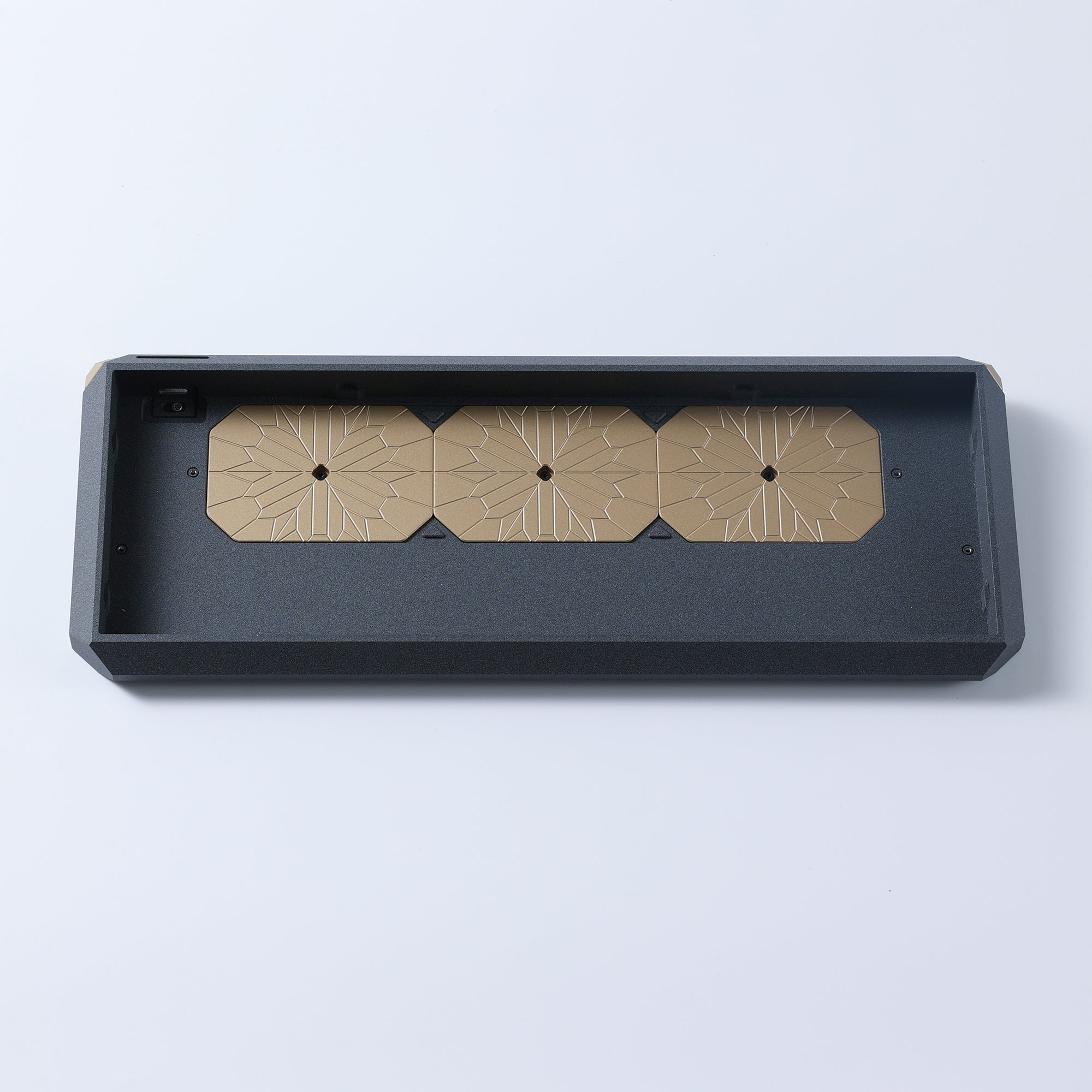 1_03d860eb-dfa2-4bbf-9b87-