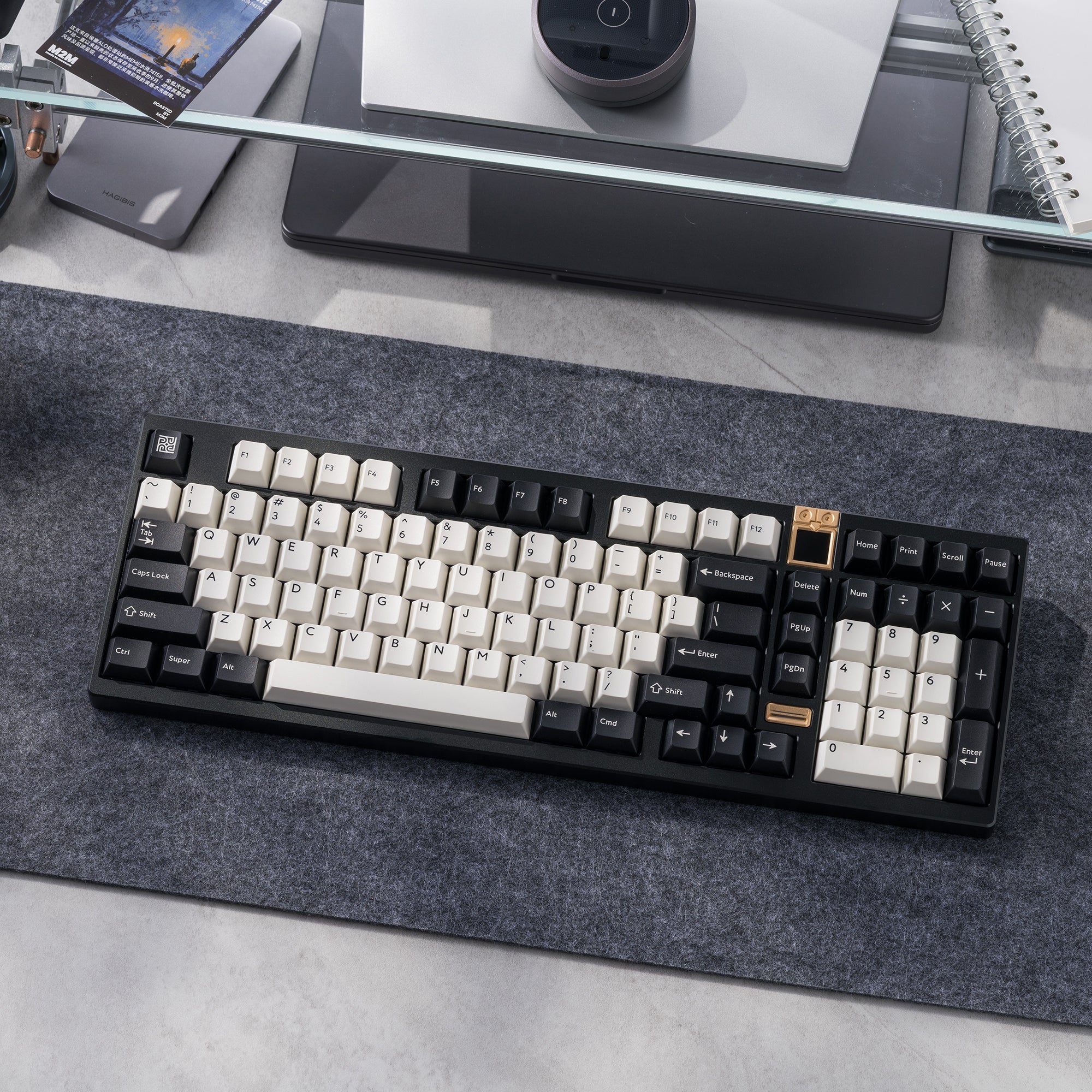 CABaNフーデイ Athena 1800 Anodized Black with PBTfans Orbit – KBDfans