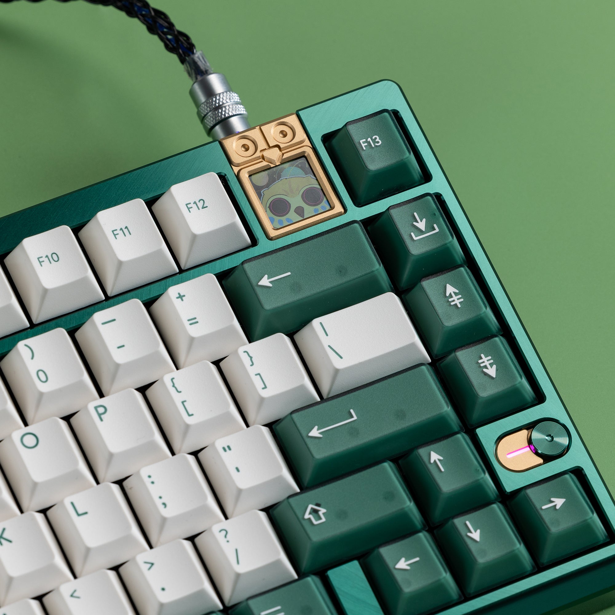 Ready to use Athena 75 with PBTfans Transgreen keyboard image