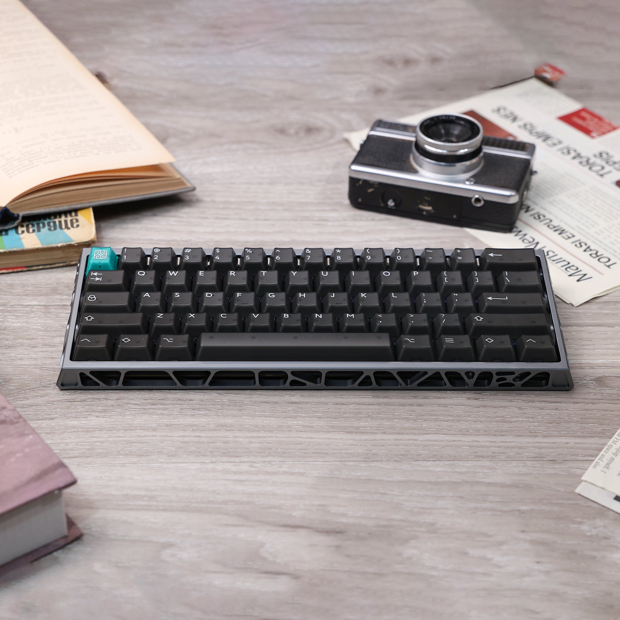 kbdfans Holy60 アルミニウムケース 黒 Holy60 Keyboard Kit – KBDfans® Mechanical Keyboards Store