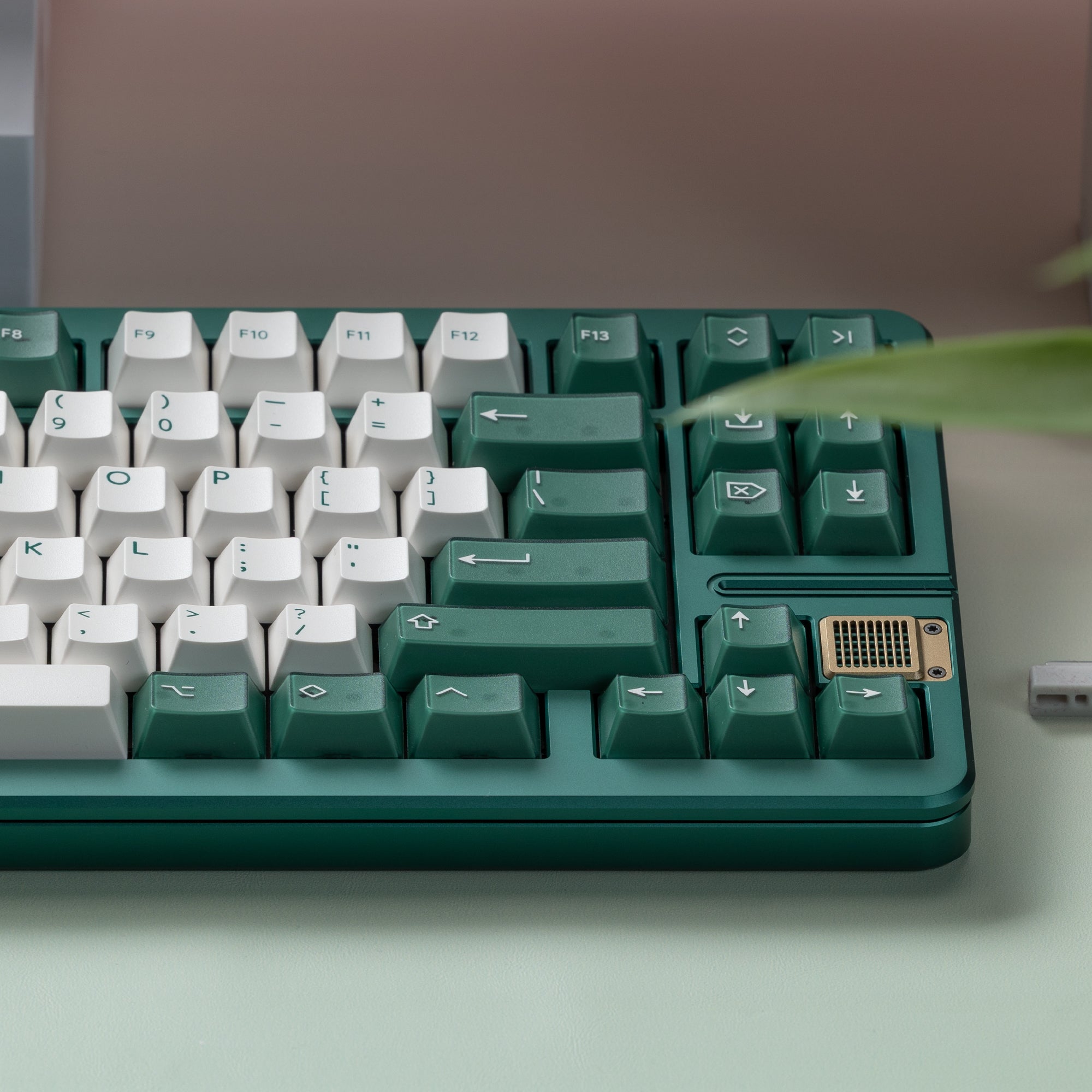 GT-80 8K MX Version Keyboard with PBTfans TransGreen – KBDfans