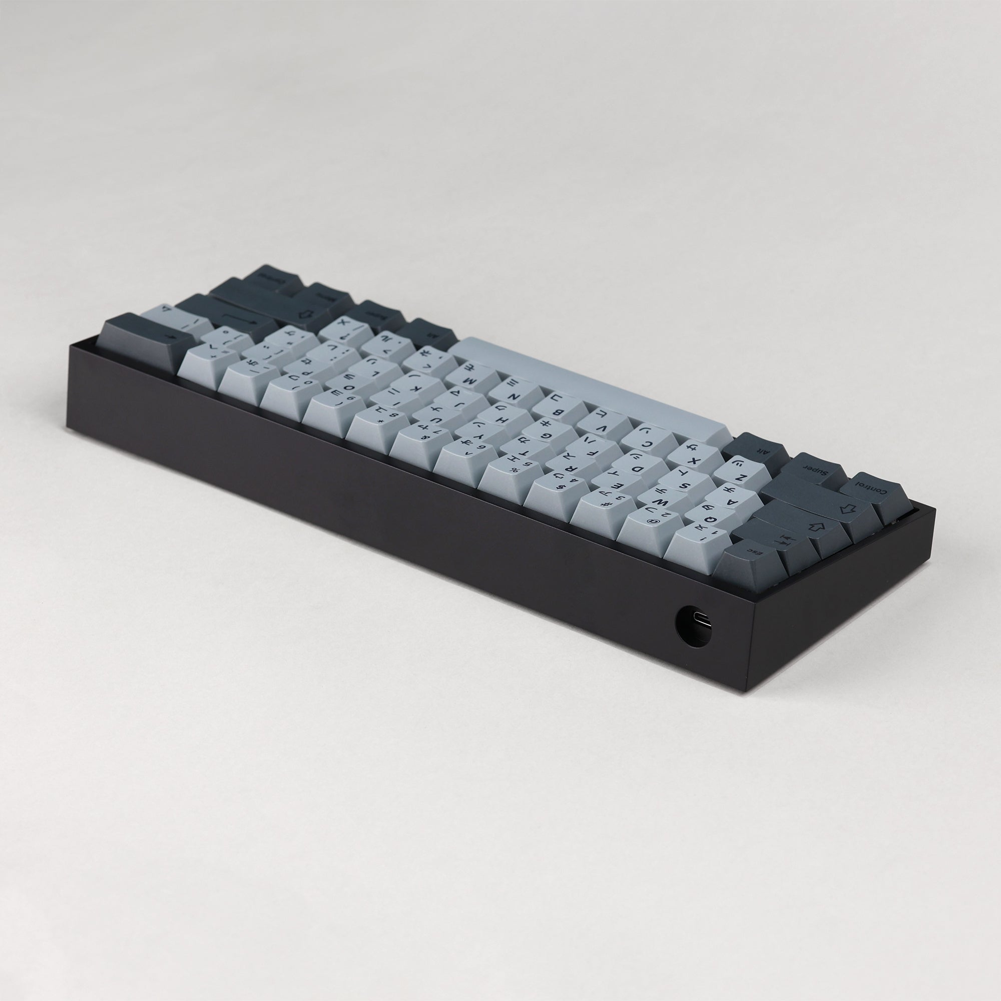 【即使用可能品】自作キーボード TOFU60 DZ60RGB ANSI V2 2_bfef3f95-1512-48fc-b39f-